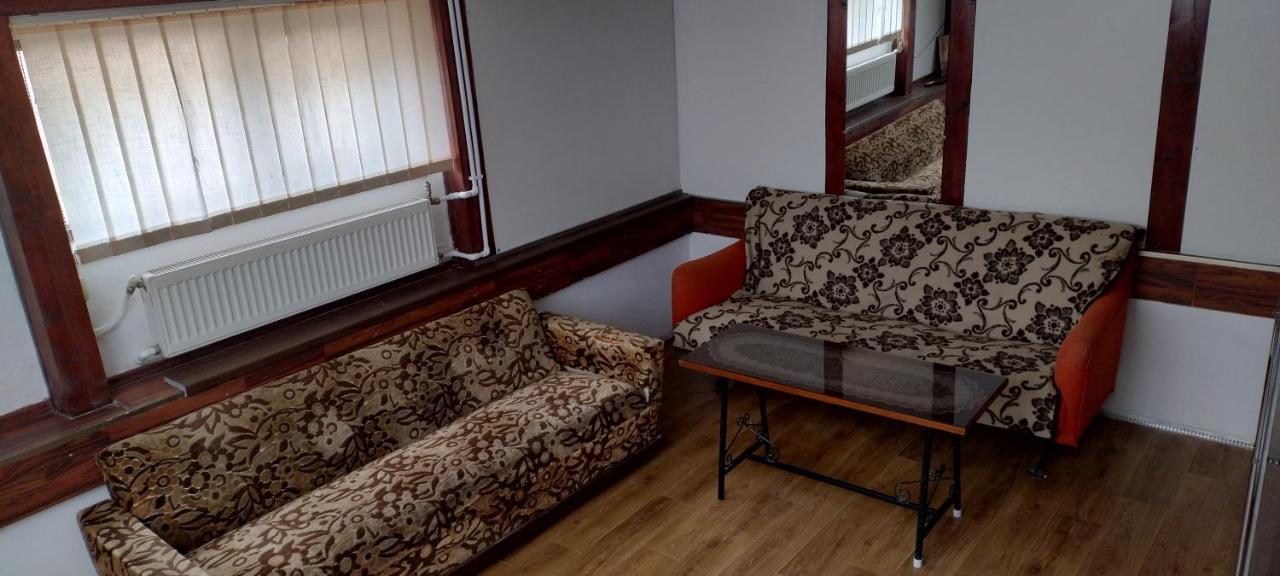 Grivita Apartment *